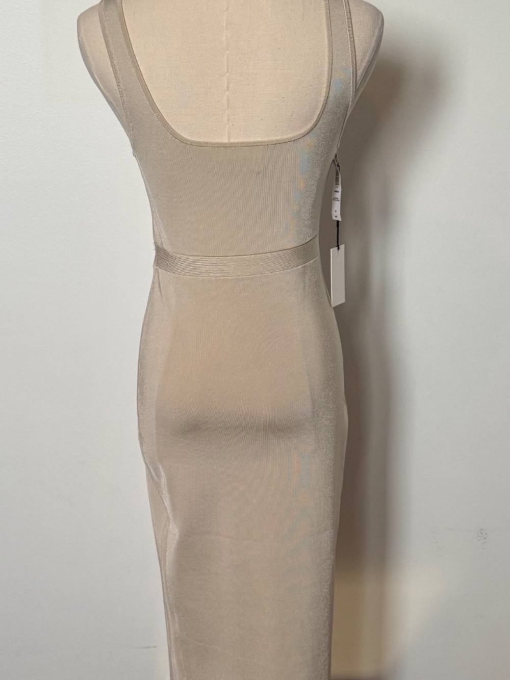 Babaton Aritzia Cambria Bandage Dress Silver Birch NWT - Picture 3 of 11